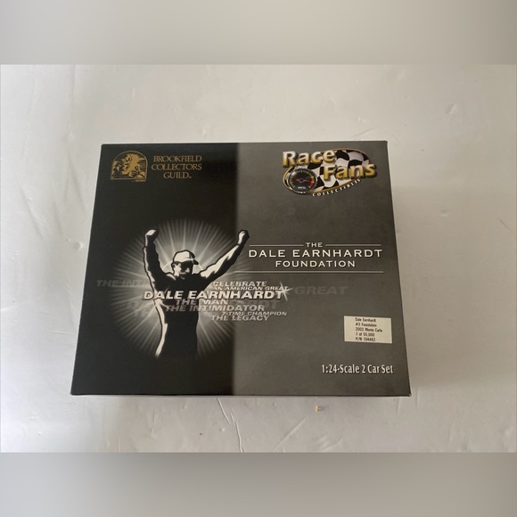 Dale Earnhardt #3 Foundation Legacy 2003 Chevrolet Monte Carlo 1:24 Action - Picture 2 of 5